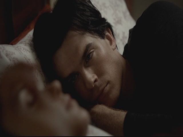 VampireDiariesWorld-dot-org-S3TVD_3x08OrdinaryPeople2237.jpg
