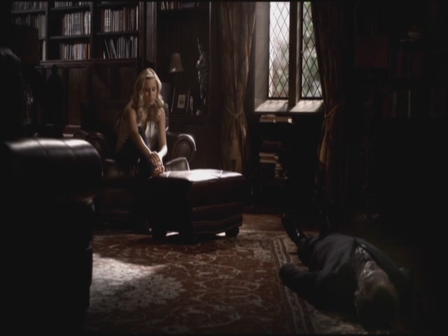 VampireDiariesWorld-dot-org-S3TVD_3x09Homecoming0233.jpg