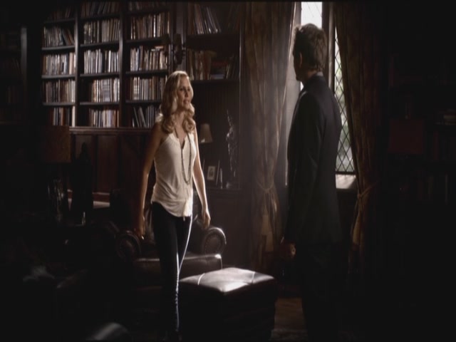 VampireDiariesWorld-dot-org-S3TVD_3x09Homecoming0279.jpg