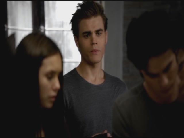 VampireDiariesWorld-dot-org-S3TVD_3x09Homecoming0423.jpg