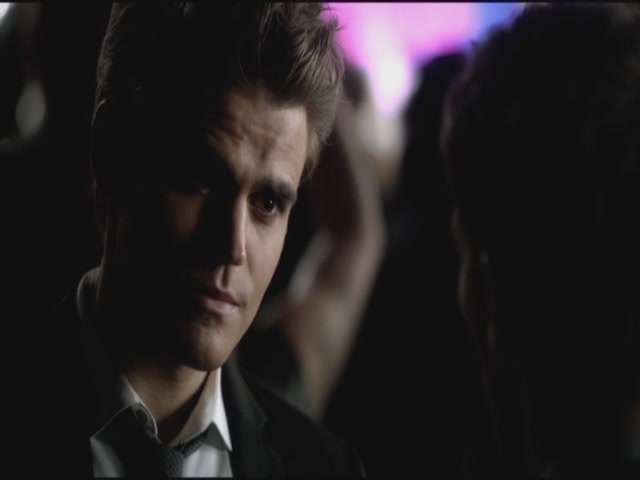 VampireDiariesWorld-dot-org-S3TVD_3x09Homecoming1028.jpg