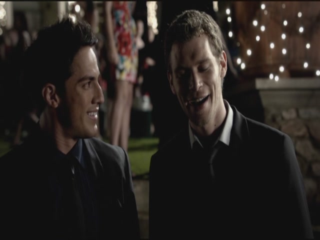 VampireDiariesWorld-dot-org-S3TVD_3x09Homecoming1173.jpg