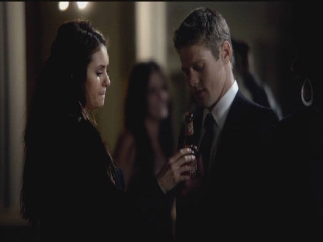 VampireDiariesWorld-dot-org-S3TVD_3x09Homecoming1183.jpg