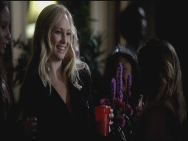 VampireDiariesWorld-dot-org-S3TVD_3x09Homecoming1186.jpg