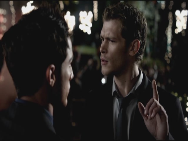 VampireDiariesWorld-dot-org-S3TVD_3x09Homecoming1195.jpg