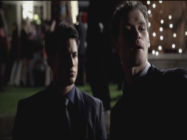 VampireDiariesWorld-dot-org-S3TVD_3x09Homecoming1212.jpg