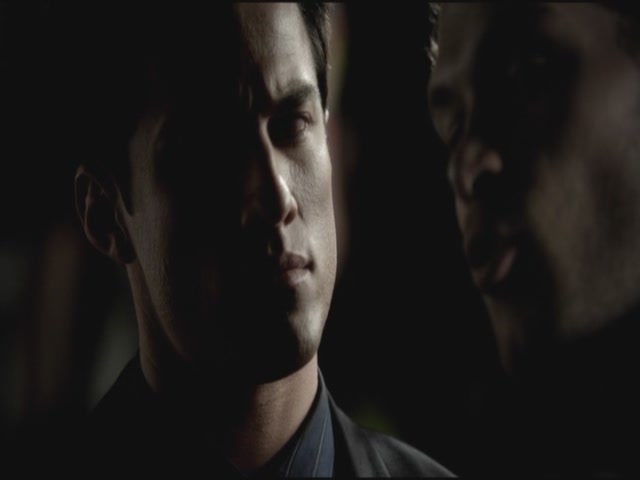 VampireDiariesWorld-dot-org-S3TVD_3x09Homecoming1220.jpg