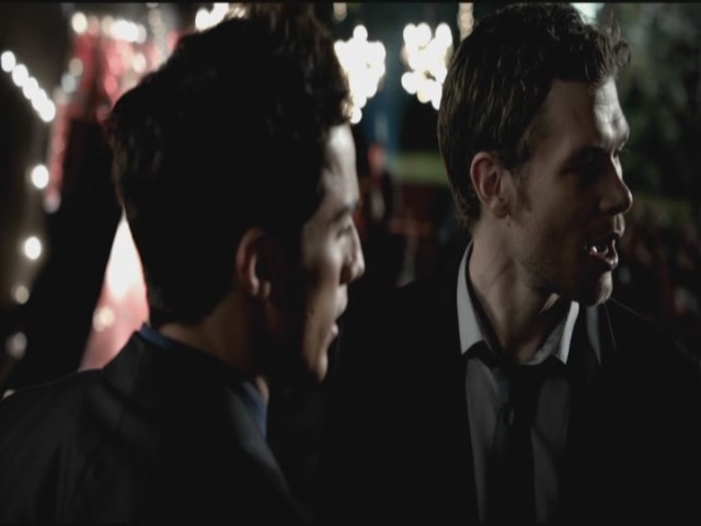 VampireDiariesWorld-dot-org-S3TVD_3x09Homecoming1223.jpg