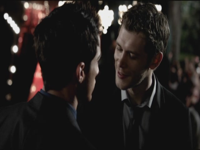 VampireDiariesWorld-dot-org-S3TVD_3x09Homecoming1238.jpg