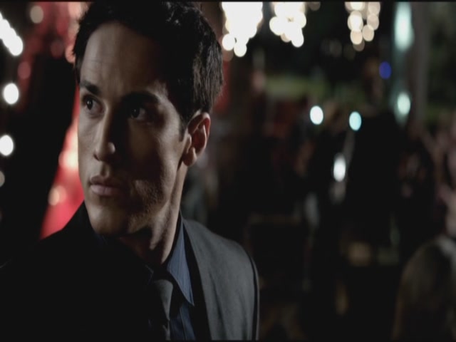 VampireDiariesWorld-dot-org-S3TVD_3x09Homecoming1244.jpg