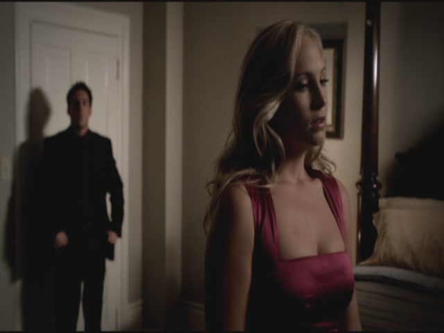 VampireDiariesWorld-dot-org-S3TVD_3x09Homecoming1249.jpg