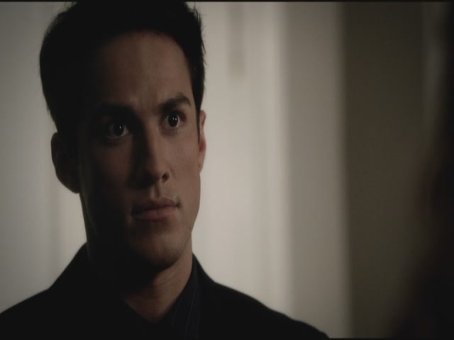 VampireDiariesWorld-dot-org-S3TVD_3x09Homecoming1273.jpg