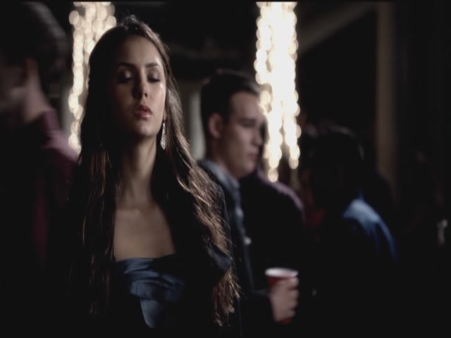 VampireDiariesWorld-dot-org-S3TVD_3x09Homecoming1291.jpg