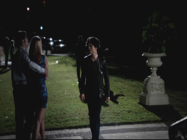 VampireDiariesWorld-dot-org-S3TVD_3x09Homecoming1342.jpg