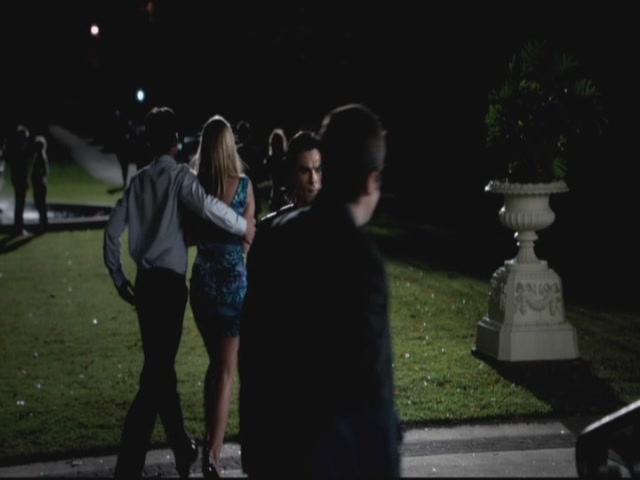 VampireDiariesWorld-dot-org-S3TVD_3x09Homecoming1343.jpg