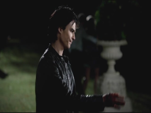 VampireDiariesWorld-dot-org-S3TVD_3x09Homecoming1350.jpg