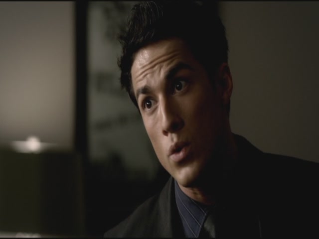 VampireDiariesWorld-dot-org-S3TVD_3x09Homecoming1374.jpg