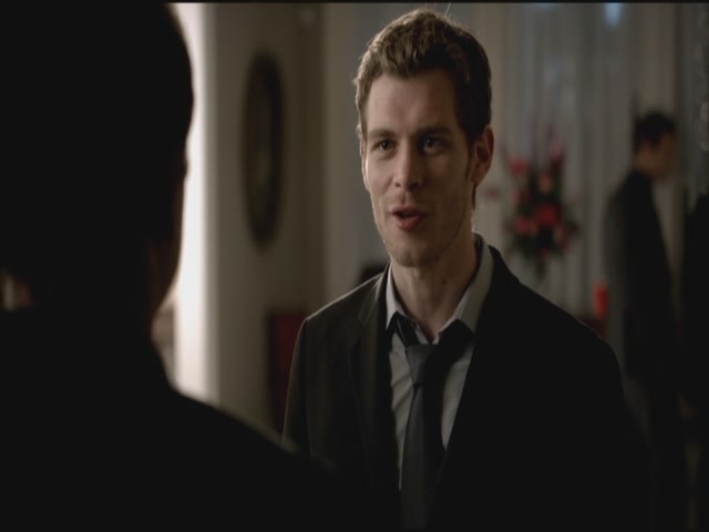 VampireDiariesWorld-dot-org-S3TVD_3x09Homecoming1499.jpg