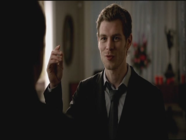 VampireDiariesWorld-dot-org-S3TVD_3x09Homecoming1518.jpg