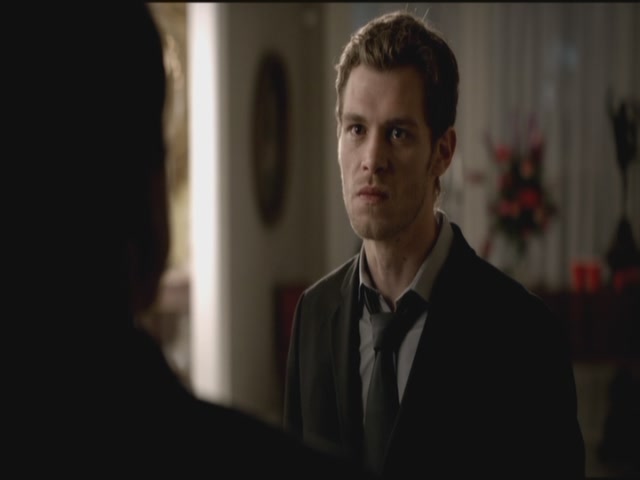 VampireDiariesWorld-dot-org-S3TVD_3x09Homecoming1608.jpg