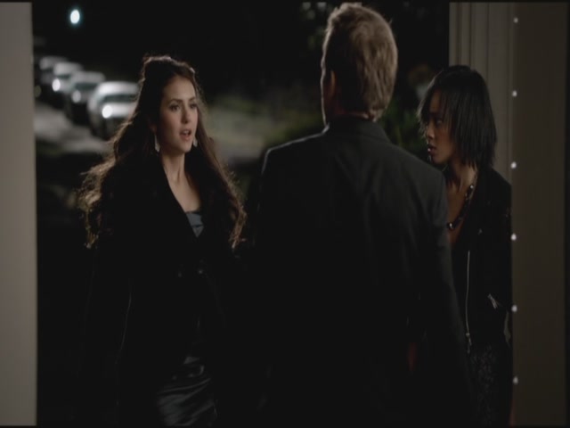 VampireDiariesWorld-dot-org-S3TVD_3x09Homecoming1656.jpg