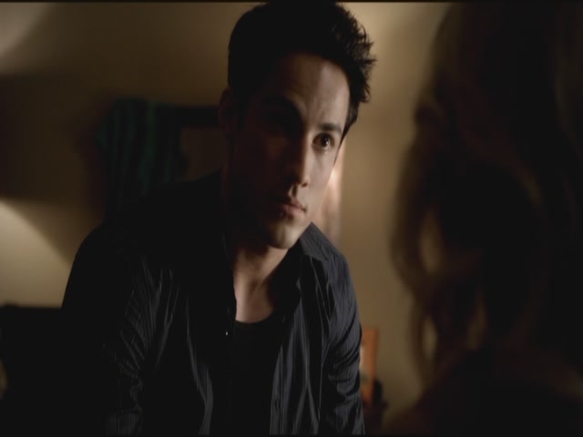 VampireDiariesWorld-dot-org-S3TVD_3x09Homecoming1838.jpg