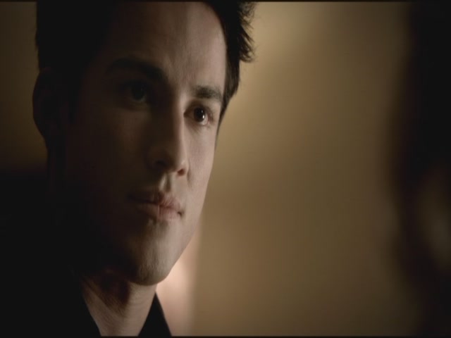 VampireDiariesWorld-dot-org-S3TVD_3x09Homecoming1858.jpg