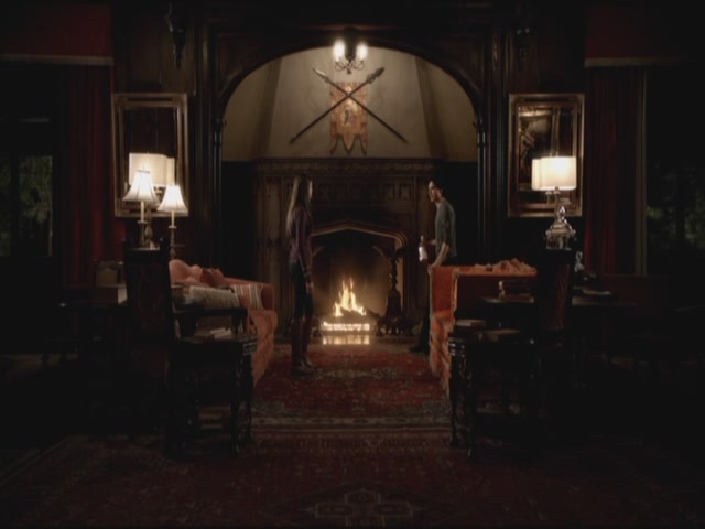 VampireDiariesWorld-dot-org-S3TVD_3x09Homecoming1898.jpg