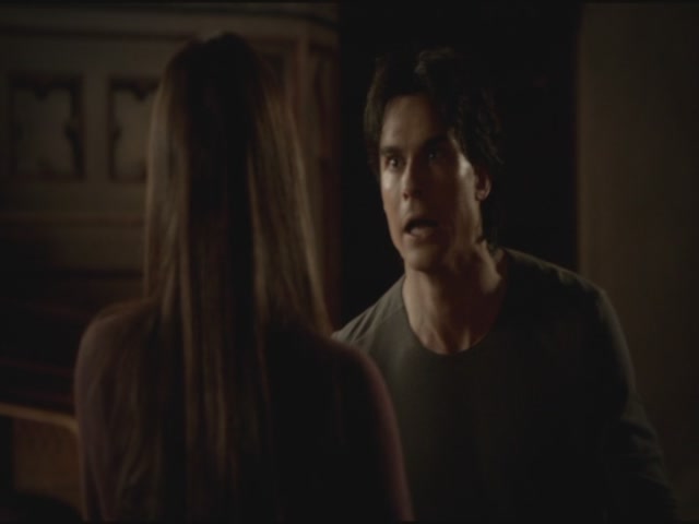 VampireDiariesWorld-dot-org-S3TVD_3x09Homecoming1900.jpg