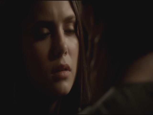 VampireDiariesWorld-dot-org-S3TVD_3x09Homecoming1922.jpg