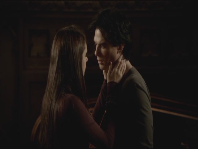 VampireDiariesWorld-dot-org-S3TVD_3x09Homecoming1939.jpg