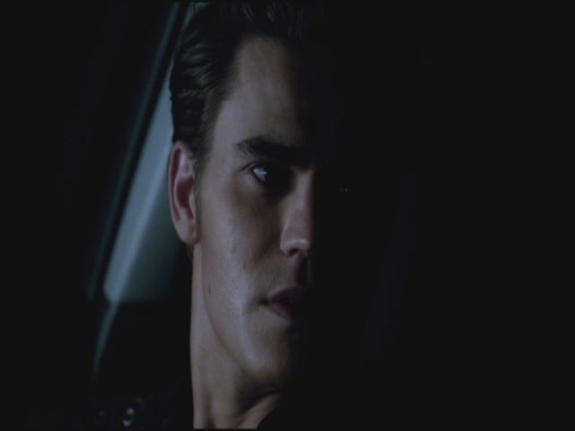 VampireDiariesWorld-dot-org-S3TVD_3x09Homecoming2100.jpg