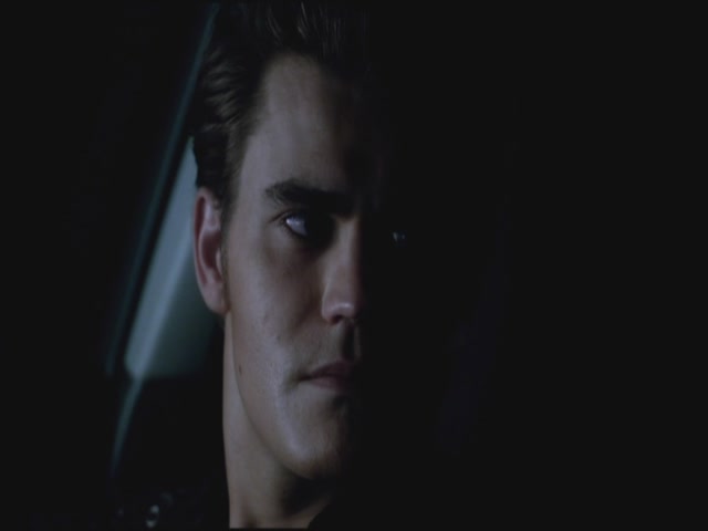 VampireDiariesWorld-dot-org-S3TVD_3x09Homecoming2107.jpg