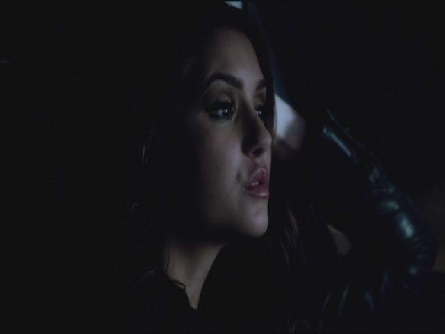 VampireDiariesWorld-dot-org-S3TVD_3x09Homecoming2131.jpg