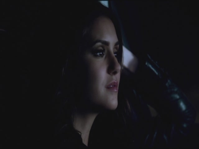 VampireDiariesWorld-dot-org-S3TVD_3x09Homecoming2135.jpg