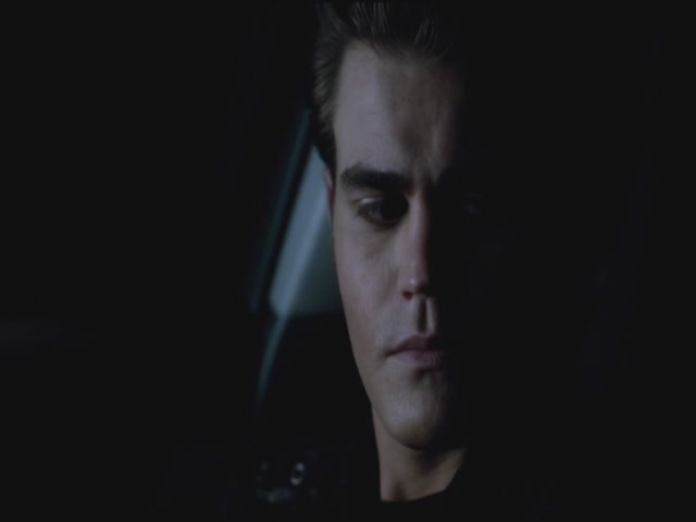 VampireDiariesWorld-dot-org-S3TVD_3x09Homecoming2149.jpg