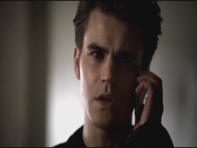 VampireDiariesWorld-dot-org-S3TVD_3x09Homecoming2231.jpg