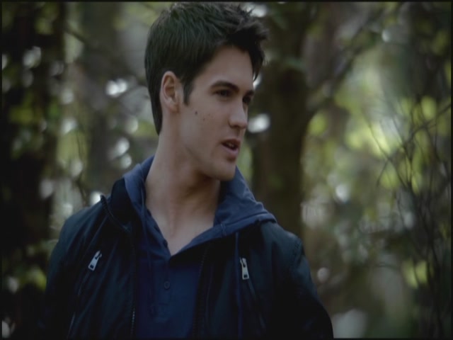 VampireDiariesWorld-dot-org-S3TVD_3x10TheNewDeal0306.jpg