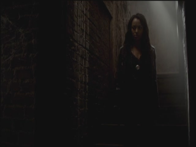 VampireDiariesWorld-dot-org-S3TVD_3x10TheNewDeal0544.jpg