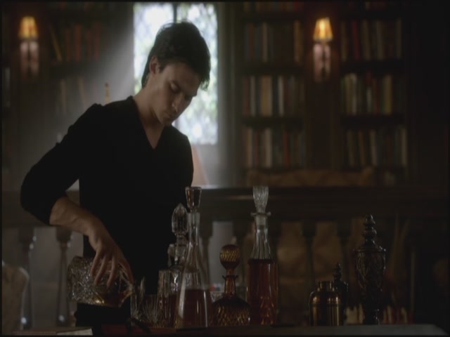 VampireDiariesWorld-dot-org-S3TVD_3x10TheNewDeal0678.jpg