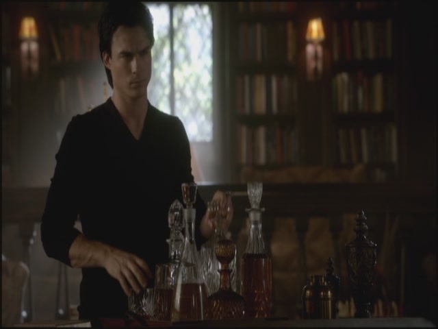 VampireDiariesWorld-dot-org-S3TVD_3x10TheNewDeal0680.jpg