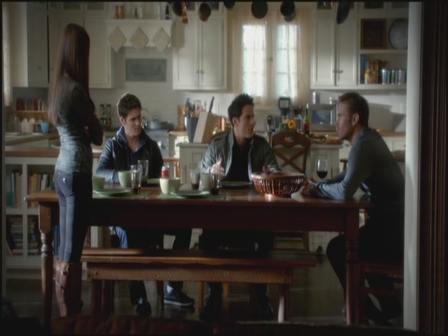 VampireDiariesWorld-dot-org-S3TVD_3x10TheNewDeal0750.jpg