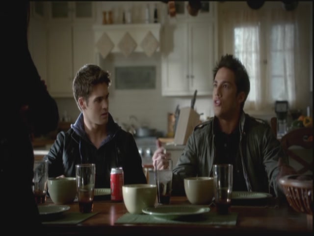 VampireDiariesWorld-dot-org-S3TVD_3x10TheNewDeal0779.jpg