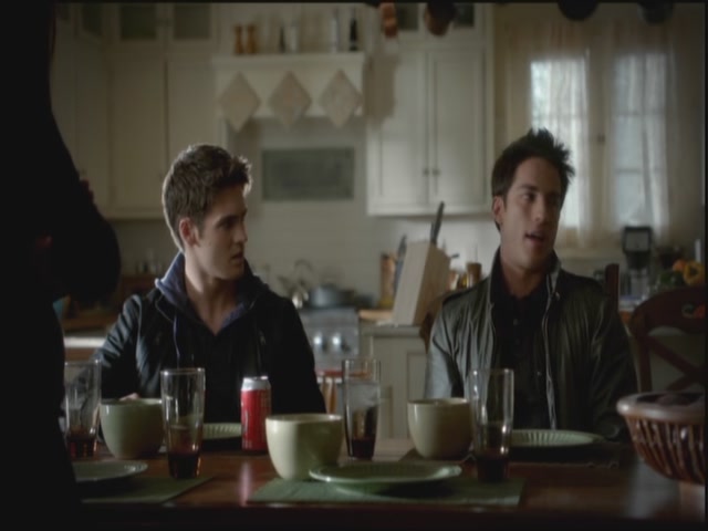 VampireDiariesWorld-dot-org-S3TVD_3x10TheNewDeal0780.jpg