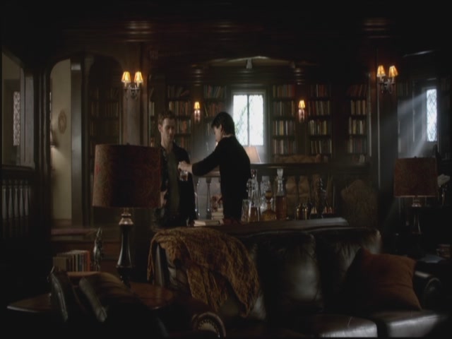 VampireDiariesWorld-dot-org-S3TVD_3x10TheNewDeal0802.jpg