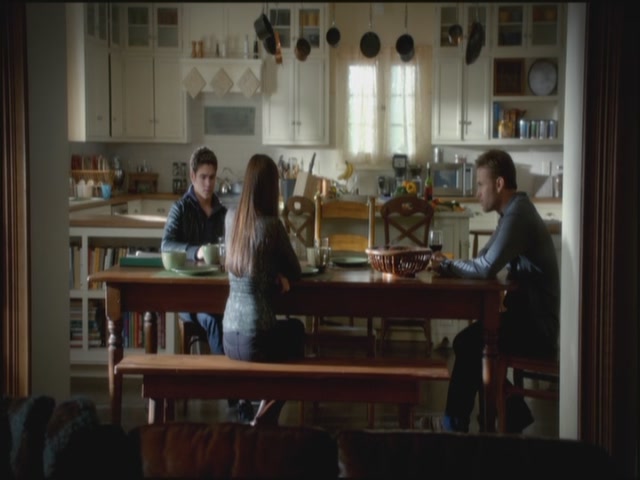 VampireDiariesWorld-dot-org-S3TVD_3x10TheNewDeal0899.jpg