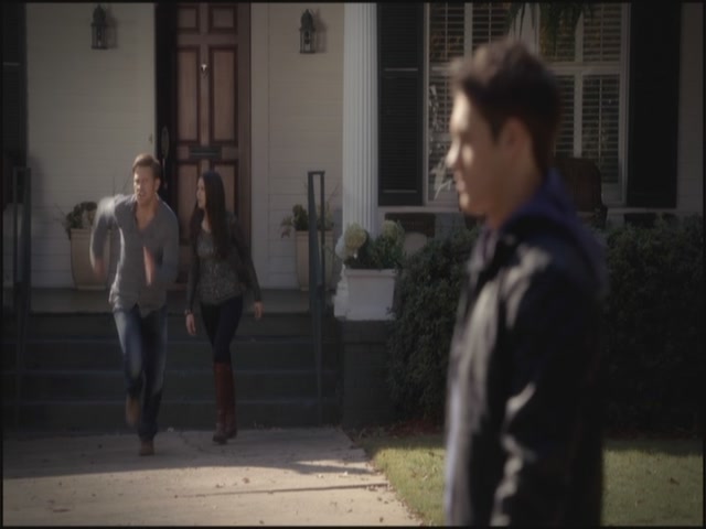 VampireDiariesWorld-dot-org-S3TVD_3x10TheNewDeal0941.jpg