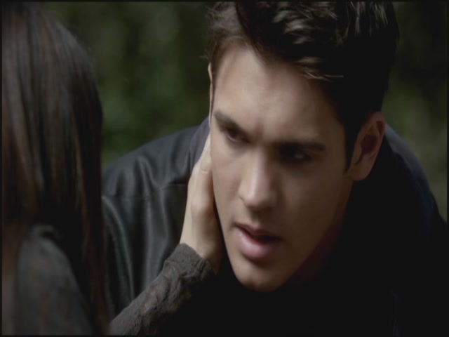 VampireDiariesWorld-dot-org-S3TVD_3x10TheNewDeal0984.jpg