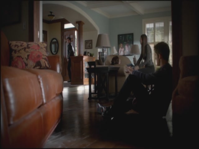 VampireDiariesWorld-dot-org-S3TVD_3x10TheNewDeal1042.jpg