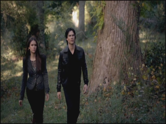 VampireDiariesWorld-dot-org-S3TVD_3x10TheNewDeal1160.jpg